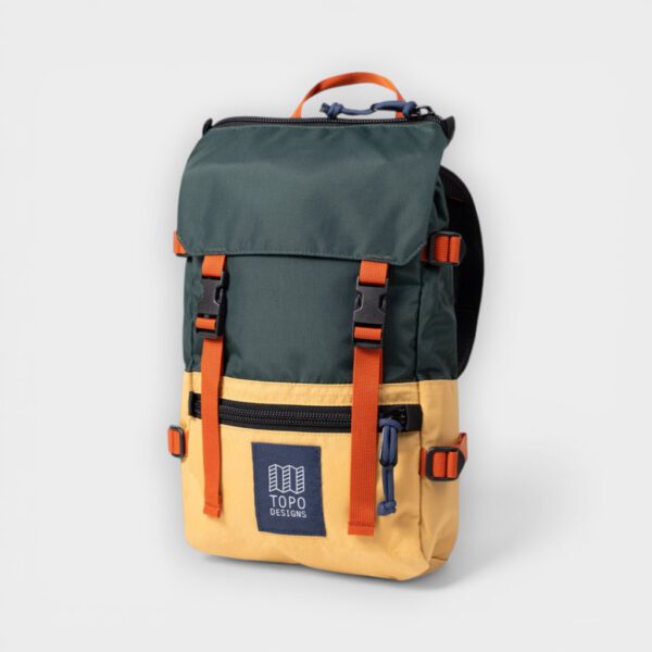 Topo Designs – Mochila Rover Pack Classic Forest Goldenrod